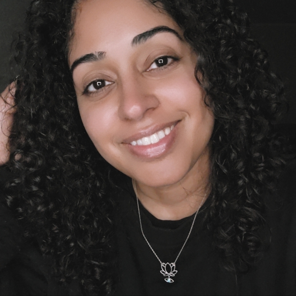 Meet your Posher, Marisa